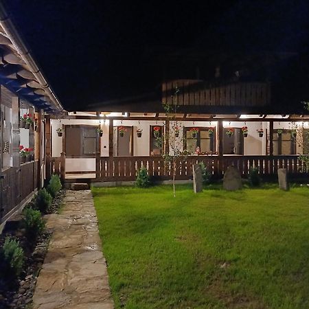 Casuta Din Valea Regilor Βίλα Gradistea de Munte Εξωτερικό φωτογραφία